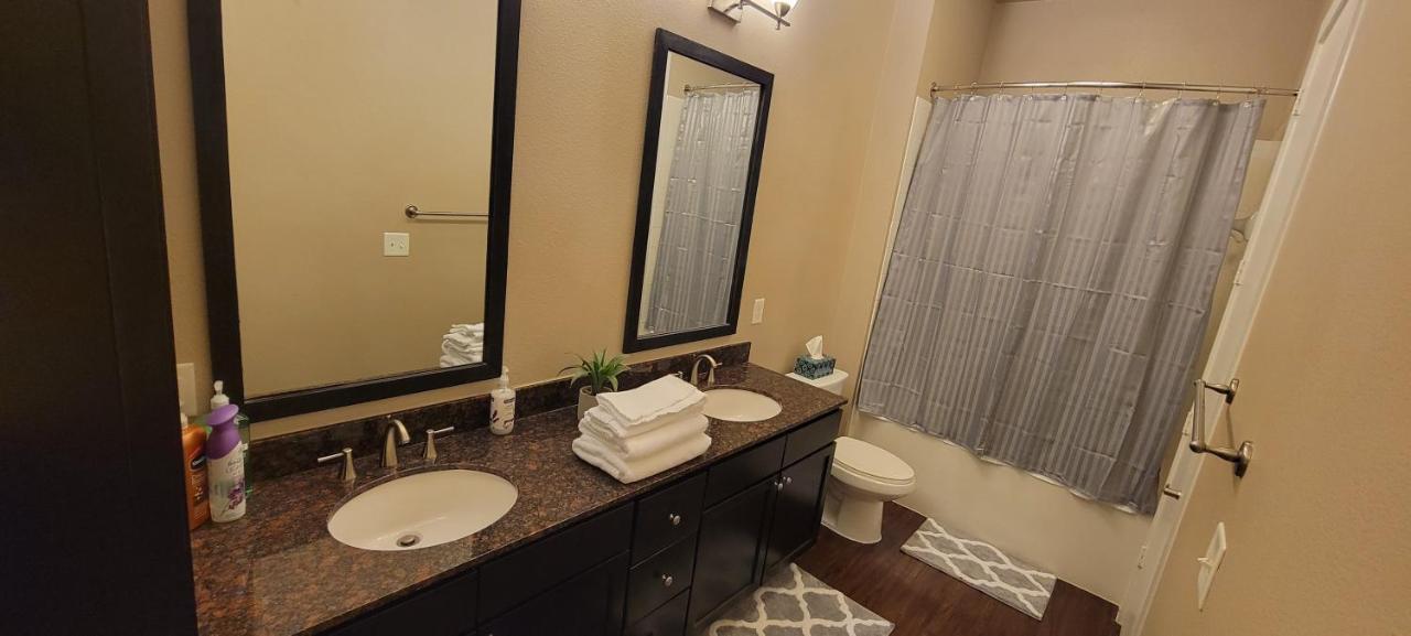 Luxury 1Br Condo Wbalcony - Galleriariver Oak Houston Exterior foto